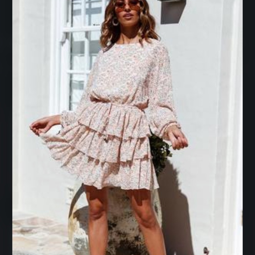 NWT Hello Molly Gals a glo getter dress